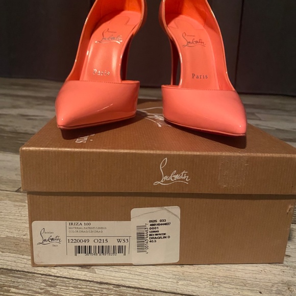 PERFECT FOR SUMMER! New in box Louboutin Iriza 100 size 40.5 - Picture 2 of 5